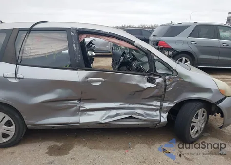 2008 Honda Fit Sport from USA, damaged, VIN JHMGD376X8S009513